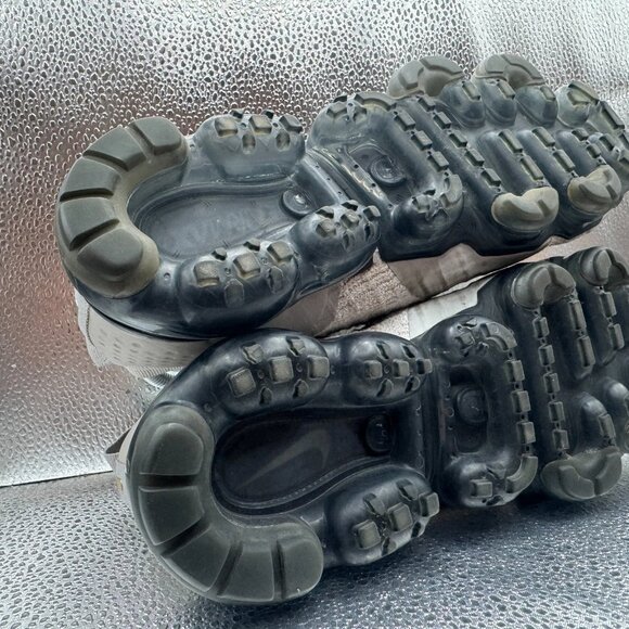 Size 8 Nike Air Vapormax Flyknit 2 Womens NBY Platinum‎ Gold Shoes 942843-010 - Picture 11 of 11